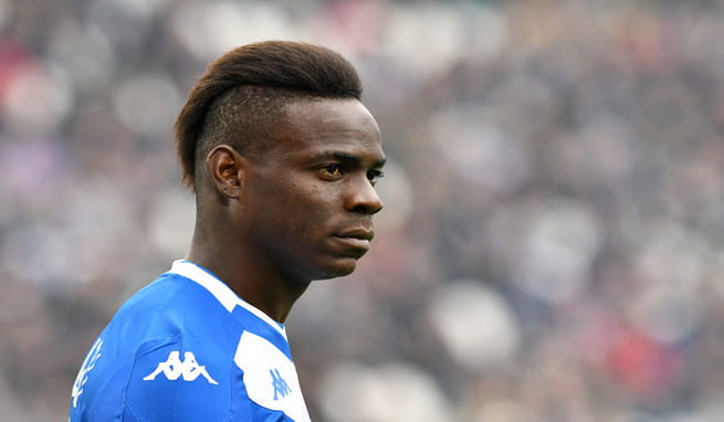 Pochi minuti per Balotelli al Genoa: ecco perchè non sta giocando Pochi minuti per Balotelli al Genoa: ecco perchè non sta giocando