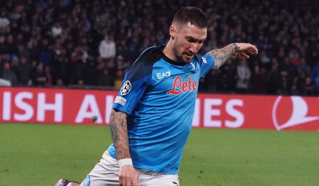Di Lorenzo centrale e la posizione di Politano, come sta cambiando il Napoli? Di Lorenzo centrale e la posizione di Politano, come sta cambiando il Napoli?