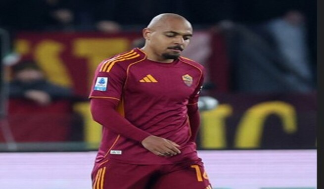 Voti anticipo Roma-Pisa: calamita Malen, Svilar presente, Tourè in bambola Voti anticipo Roma-Pisa: calamita Malen, Svilar presente, Tourè in bambola
