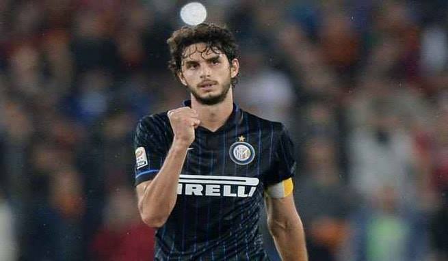 Il Leicester insiste per Acerbi. Il Sassuolo tratta Ranocchia.