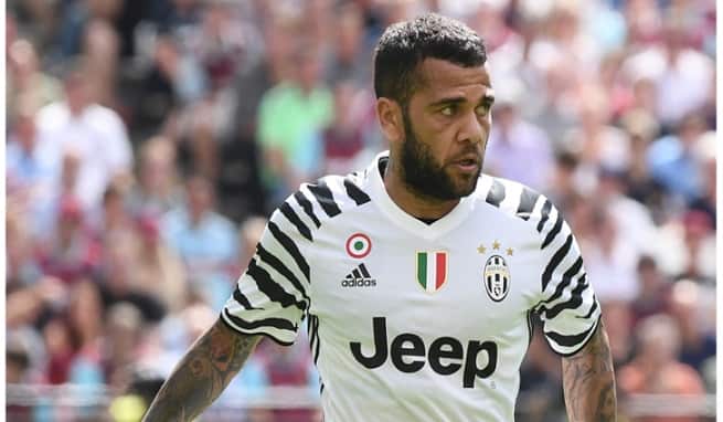 DANI ALVES FORMATO CHAMPIONS: NELLA VOLATA DELLE LEGHE è DA ACQUISTARE?