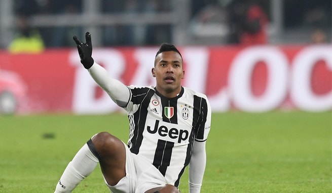 Alex Sandro, è trauma distrattivo. La Juve riprende il 1° Gennaio.