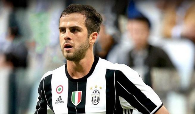 Verso Juve-Sassuolo: è il momento di Pjanic? Verso Juve-Sassuolo: è il momento di Pjanic?