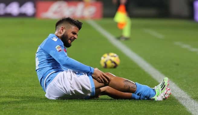 Sarri in apprensione per Insigne riuscirà a recuperare per lo scontro al vertice con l'Inter?