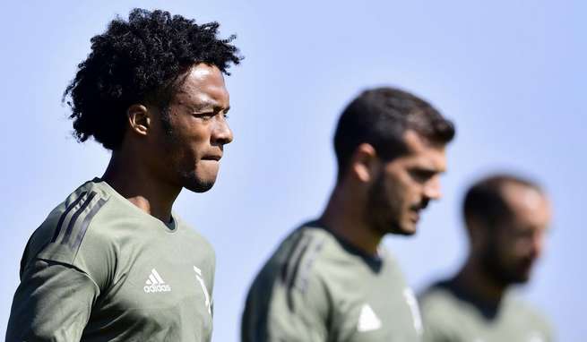 Cuadrado a rischio Samp, si rivede Mario Mandzukic