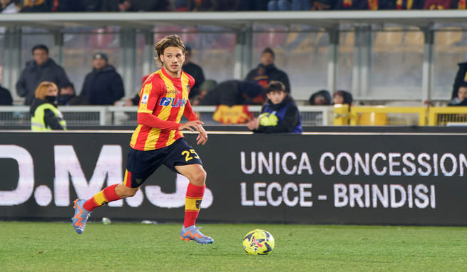 VOTI POSTICIPO LECCE-FIORENTINA:  HARRISON LO FA BELLO, RESPIRO GABRIEL,  NDOUR LEGGERO